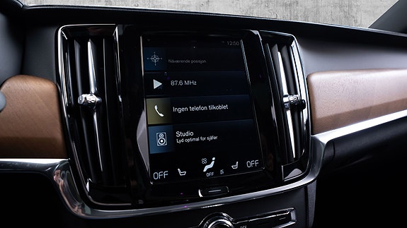 Volvo S90 22 of 30