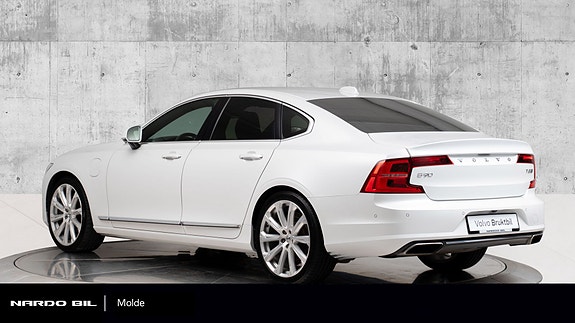 Volvo S90 7 of 30