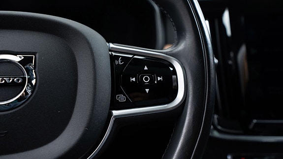 Volvo S90 15 of 30