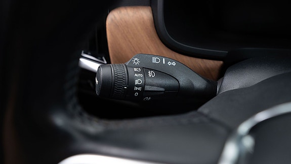 Volvo S90 18 of 30