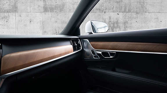 Volvo S90 19 of 30