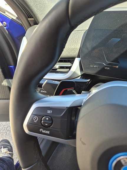 BMW iX2 19 of 30