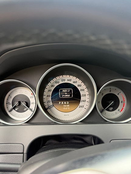Mercedes-Benz C200 14 of 14