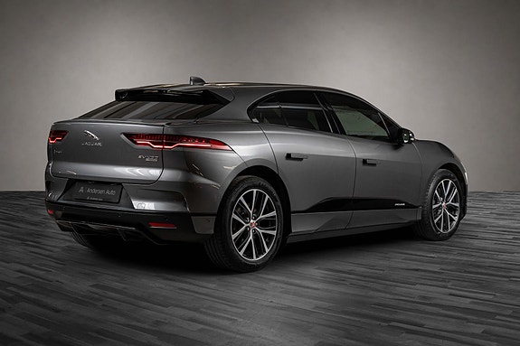 Jaguar I-PACE 5 of 5