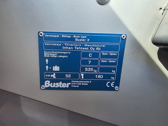 Buster X fra 2019 (120 timer) ny Q-skjerm (4G) og trimplan. Tilhenger medfølger. 19 of 21