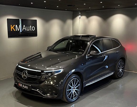 Mercedes-Benz EQC400 2 of 5