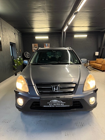 Honda CR-V 3 of 5