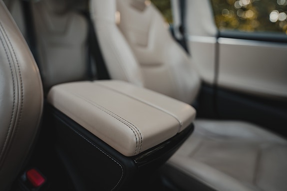 Tesla Model S 15 of 30