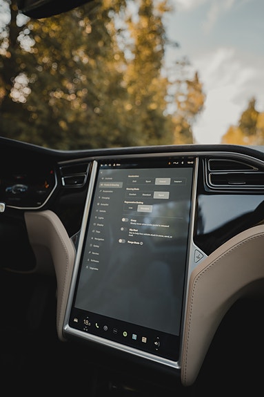 Tesla Model S 27 of 30