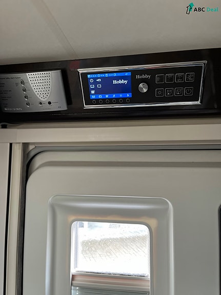 Hobby T70E | Aut 150hk | Bad bakerst | Lav km | Solc | Stekovn | S.stativ | TV | 26 of 30