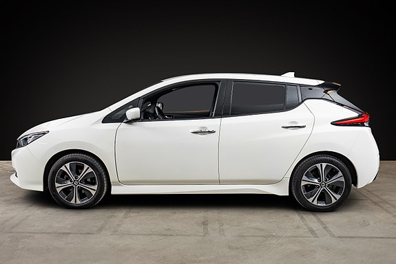 Nissan Leaf 5 of 5