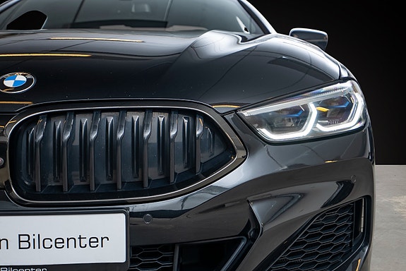 BMW 8-Serie 3 of 5