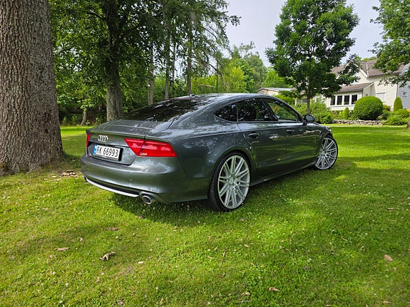 Audi A7 5 of 5