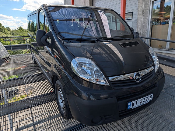 Opel Vivaro 3 of 5
