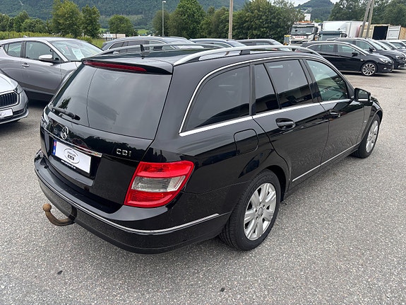 Mercedes-Benz 5 of 20