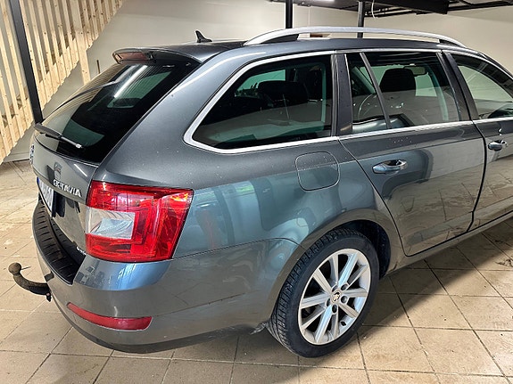 Skoda Octavia 5 of 5