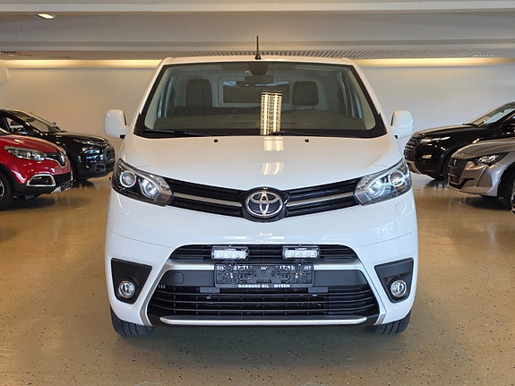 Toyota Proace 10 of 26
