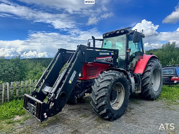 Massey Ferguson 6480 4x4 Traktor – Brøyterigget – Frontlaster