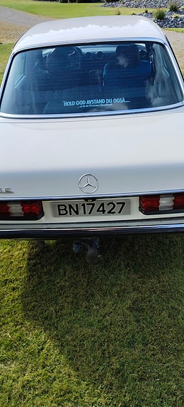Mercedes-Benz 230 E 1984 photo 4