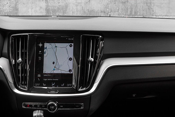 Volvo V60 19 of 30