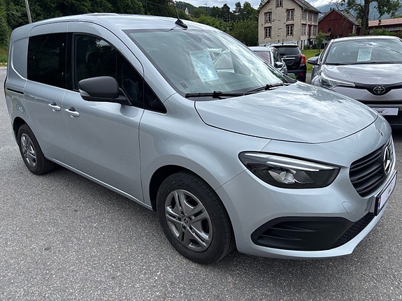 Mercedes-Benz Citan 3 of 5