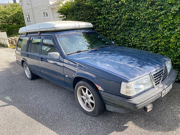 Volvo 940 2 of 5
