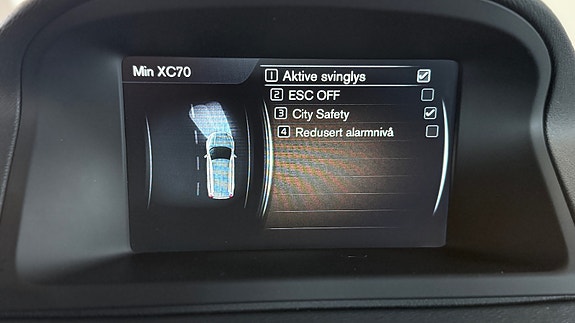 Volvo XC70 24 of 30
