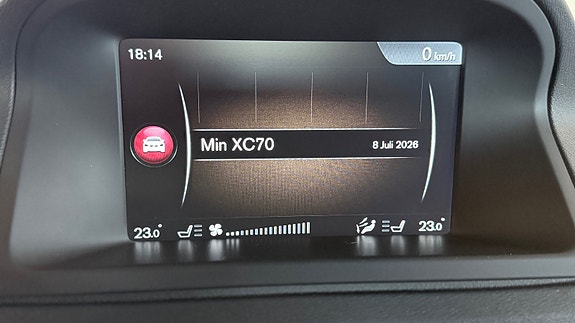 Volvo XC70 25 of 30