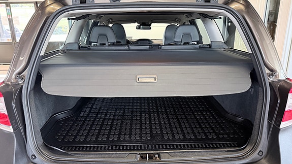 Volvo XC70 28 of 30
