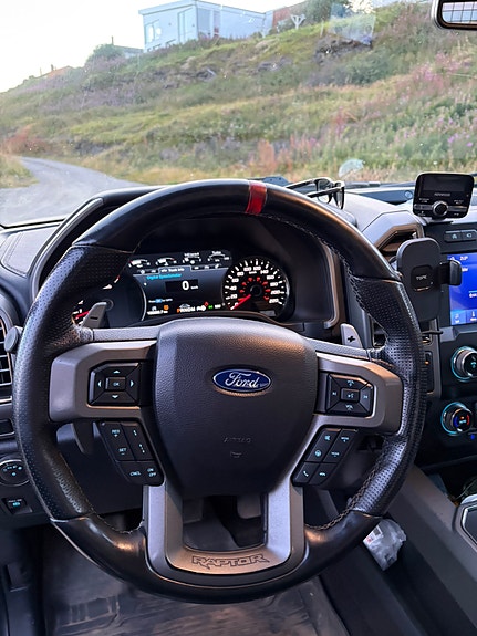 Ford F-150 6 of 12