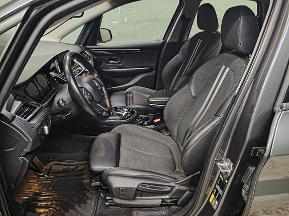 BMW 225xe 14 of 30