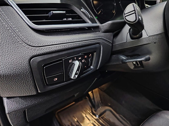 BMW 225xe 19 of 30