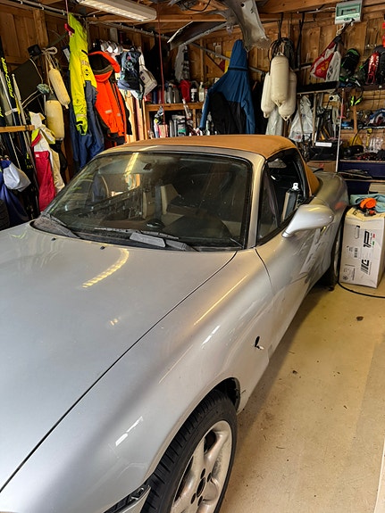 Mazda MX-5 3 of 5