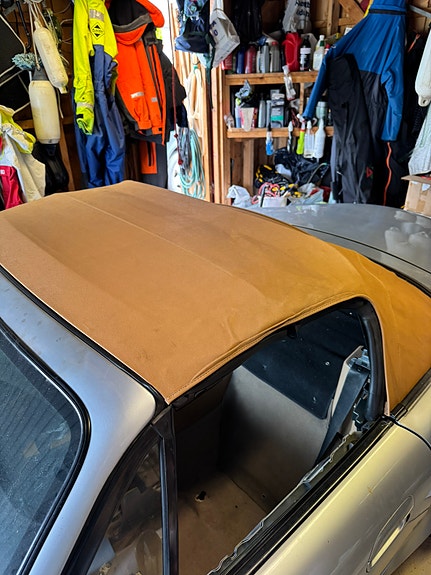 Mazda MX-5 4 of 5