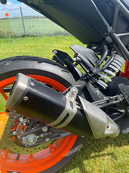 KTM 125 Duke 10 of 18
