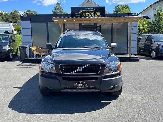 Volvo XC90 4 of 5