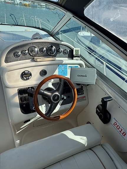 Sea Ray 290 Sundancer - Cummins/Mercruiser 4,2 l fra 2005 26 of 30