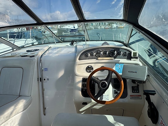 Sea Ray 290 Sundancer - Cummins/Mercruiser 4,2 l fra 2005 24 of 30