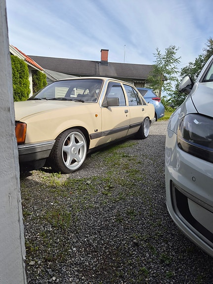 Opel Rekord 3 of 5