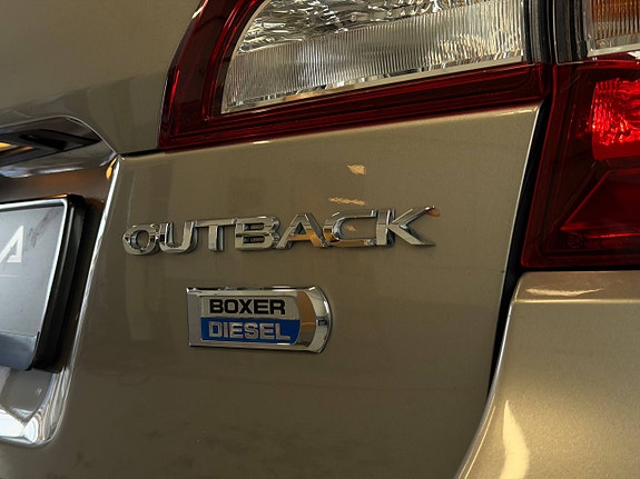Subaru Outback 14 of 30