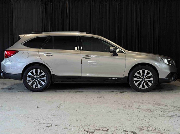 Subaru Outback 15 of 30