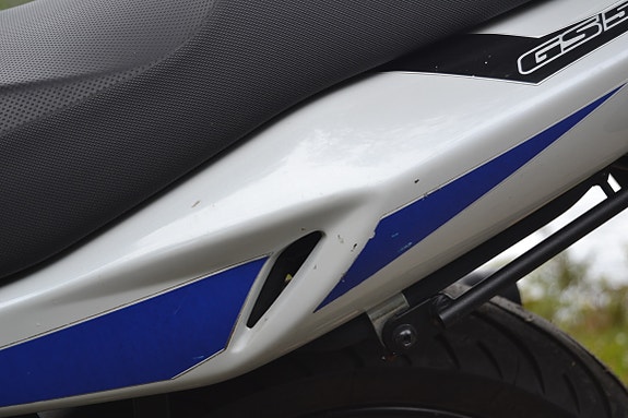 Suzuki GS 500 16 of 22
