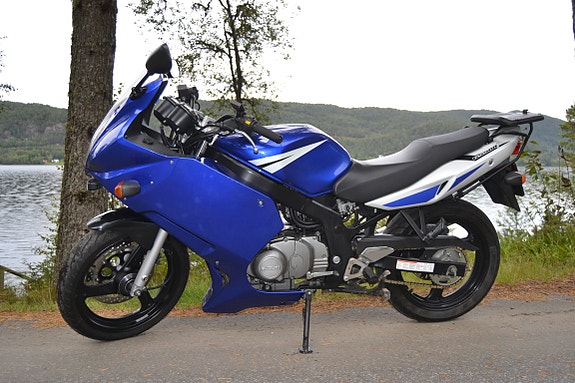 Suzuki GS 500 5 of 22