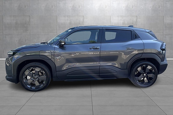 Toyota Urban Cruiser 2 of 27