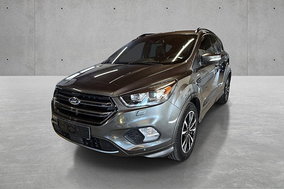 Ford Kuga 2 of 26