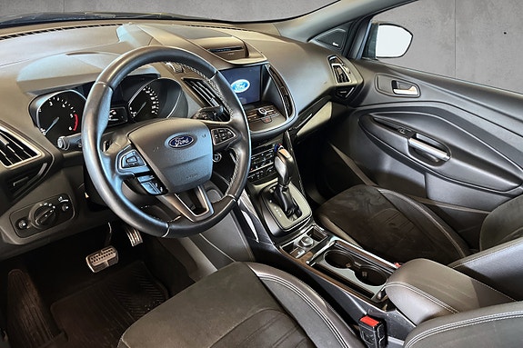 Ford Kuga 12 of 26