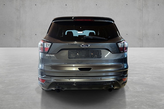Ford Kuga 8 of 26