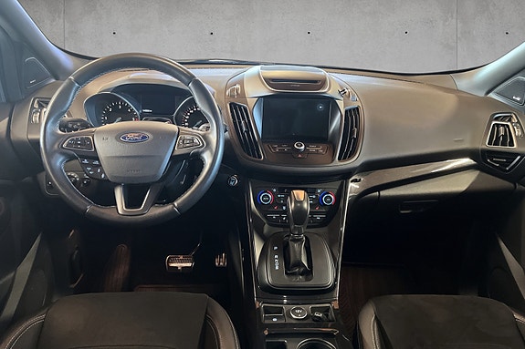 Ford Kuga 11 of 26