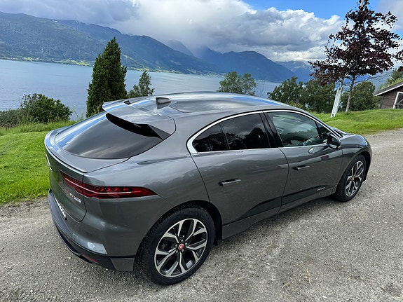 Jaguar I-PACE 5 of 5