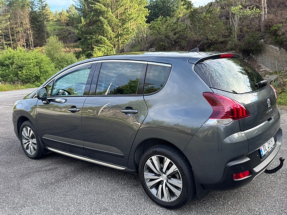 Peugeot 3008 5 of 5